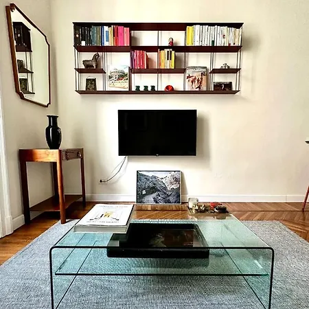 Daire I Host - Jommelli 12 Milano