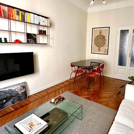 I Host - Jommelli 12 Appartamento Milano